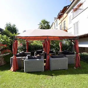 Hotel Ideale, Mediolan
