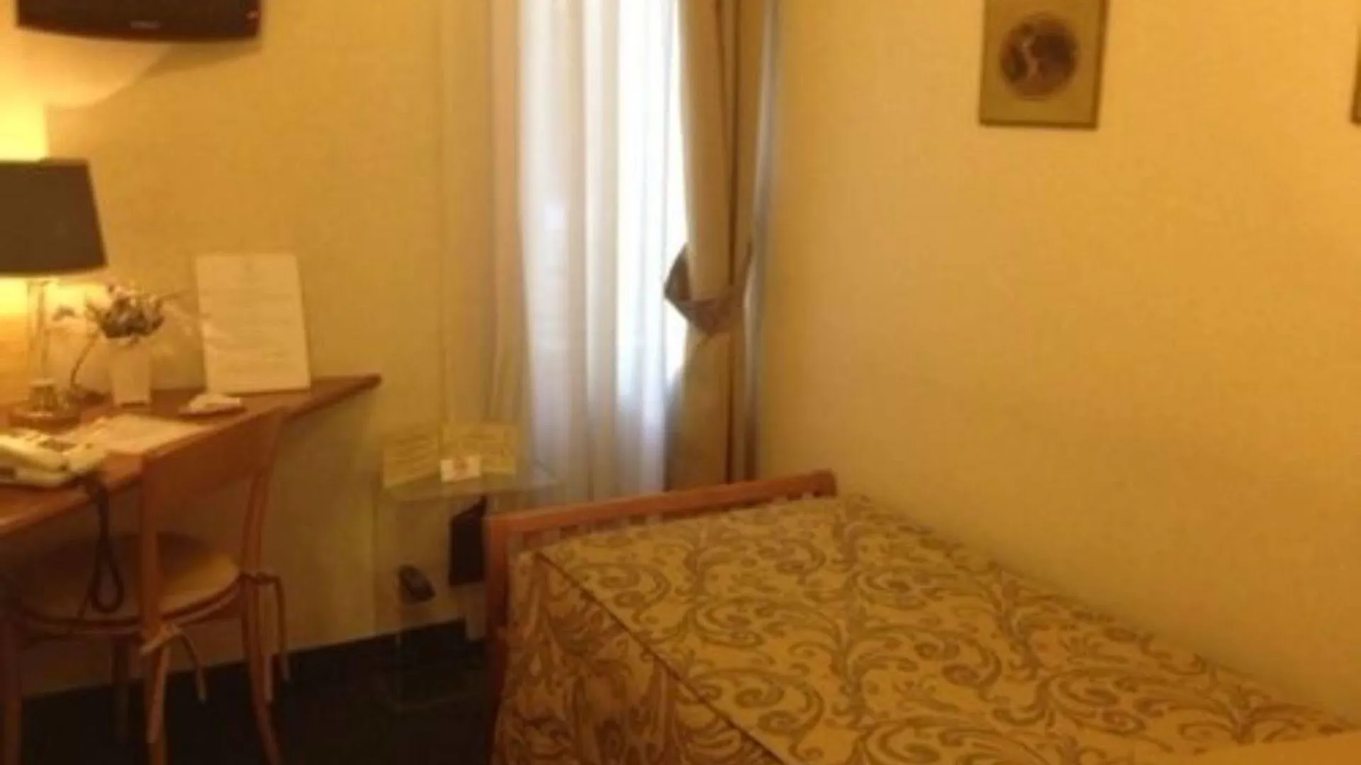 Antica Locanda Leonardo Milano 3*,